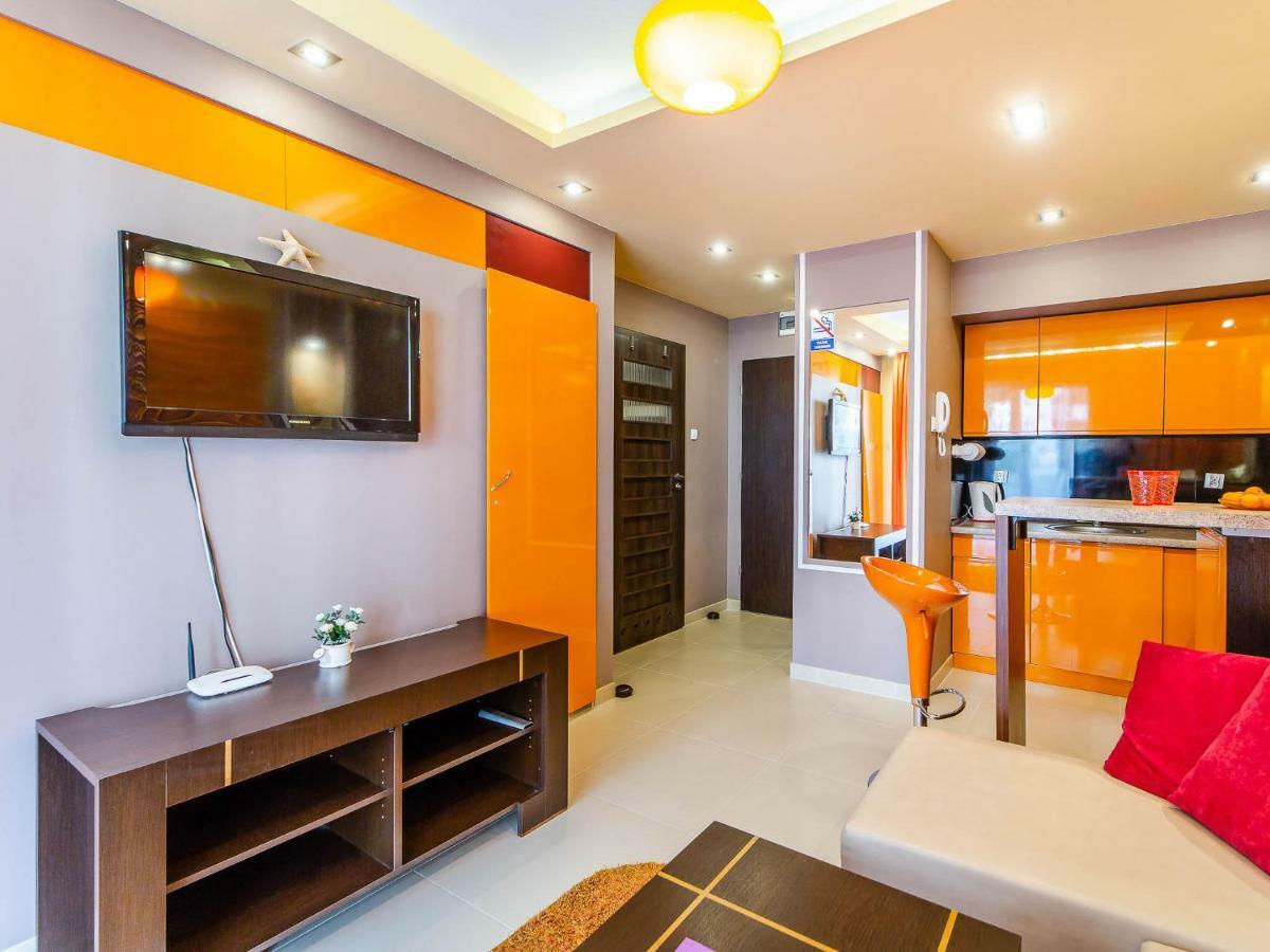Apartament Pomaranczowy Z Basenem,Sauna-Blisko Morza. コウォブジェク エクステリア 写真